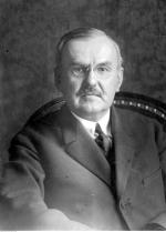 Premier Władysław Grabski przeprowadził dwie ważne reformy: skarbową i walutową  