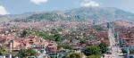 ≥Kolejka linowa w Medellin łączy dzielnicę zamożnych Kolumbijczyków ze slumsami na wzgórzach 