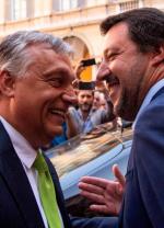 ≥To towarzysz mojego przeznaczenia – mówi o najbardziej wpływowym polityku Włoch Matteo Salvinim premier Węgier Viktor Orbán. We wtorek spotkali się w Mediolanie 