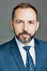  Piotr Wojciechowski adwokat,  odpowiada na pytania związane ze stosowaniem przepisów i wymogów funkcjonujących  od kilku miesięcy