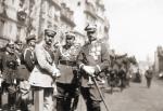 ≥Józef Piłsudski, Tadeusz Rozwadowski i Kazimierz Sosnkowski podczas parady wojskowej w Warszawie w 1923 r. 