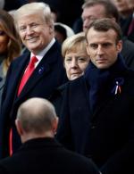 ≥11 września, Paryż, przy Łuku Triumfalnym prezydent Donald Trump, kanclerz Angela Merkel, prezydenci Emmanuel Macron i Władimir Putin (tyłem) 