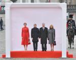 Bruksela, 19 listopada. Prezydent Francji Emmanuel Macron i król Belgów Filip wraz z małżonkami – Brigitte i królową Matyldą 