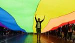 Warszawska polityka miejska na rzecz społeczności LGBT+ to obietnica, że miasto dołoży starań, by walczyć z dyskryminacją mniejszości seksualnych  