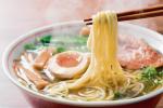 ≥Makaron ramen jest jednym z najpopularniejszych japońskich dań. Pachnący, smaczny,  sycący i zazwyczaj tani 