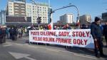 Protest kilkuset rolników sparaliżował ruch w centrum Warszawy 