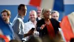 Francuzi o wiele liczniej niż pięć lat temu ruszyli do urn i poparli Zjednoczenie Narodowe z Marine Le Pen oraz Jordanem Bardellą (z lewej) 