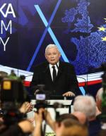 Lider PiS Jarosław Kaczyński mobilizuje swoją partię do jeszcze cięższej pracy 