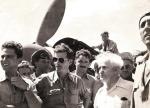 David Ben Gurion podczas odwiedzin w 101. Eskadrze, 17 sierpnia 1948 r. 