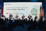 ≥Uczestnicy sesji plenarnej „Polski biznes w zmieniającej się Europie: Pozycje–Strategie–Perspektywy”