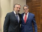 Michał Sołowow, właściciel Synthos i Rick Perry, sekretarz energii USA podczas spotkania w Brukseli