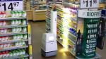 W 10 lat automatyzacja doprowadzi do likwidacji 6–7,5 mln stanowisk pracy w handlu. Na zdjęciu: robot   czyści sklep Walmart w USA. 