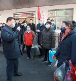 Pekin, 10 lutego. Xi Jinping pojawił się publicznie i to z maską na twarzy. Przeprowadzał inspekcję służb prewencji antywirusowej i spotkał się z mieszkańcami  