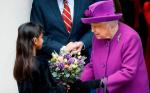 Królowa Elżbieta II otworzyła w środę nowy szpital w Londynie. Po Nowym Roku trudno będzie znaleźć dla takich placówek personel 