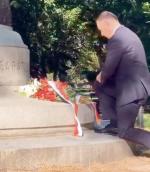Prezydent Andrzej Duda złożył kwiaty pod pomnikiem  gen. Tadeusza Kościuszki w Waszyngtonie 