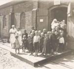 Baraki dla uchodźców na Powązkach. Ochronka, sierpień 1920 