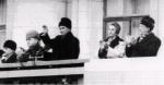 Ostatnie przemówienie komunistycznego dyktatora Rumunii Nicolae Ceaușescu i jego żony Eleny podczas „wiecu poparcia ludu stolicy”  w Bukareszcie 21 grudnia 1989 roku. Cztery dni później sąd wojskowy skazał dyktatora i jego żonę na karę śmierci. Wyrok wykonano tego samego dnia o godz. 15 w Târgoviste 