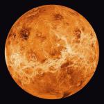 Wenus często określa się jako „siostrę Ziemi” ze względu na podobną wielkość obu planet. Jednak warunki termiczno-ciśnieniowe panujące na tym świecie są ekstremalnie nie sprzyjające rozwojowi życia.  