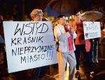 Pod koniec września mieszkańcy Kraśnika protestowali przeciwko decyzji radnych  o ogłoszeniu ich miasta „strefą wolną od LGBT” 