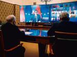 Premier Mateusz Morawiecki zapowiedział w czwartek dodatkowe posiedzenie Sejmu