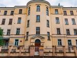 Muzeum Getta Warszawskiego ma siedzibę  w dawnym Szpitalu Dziecięcym Bersohnów  i Baumanów  w Warszawie przy ul. Siennej 60