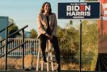 Kamala Harris, kandydatka  Partii Demokratycznej na wiceprezydenta, podczas spot- kania wyborczego w Phoenix w stanie Arizona 
