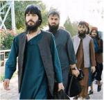 Uwolnieni przez rząd w Kabulu bojownicy opuszczają więzienie 