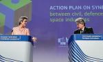 Margrethe Vestager i Thierry Breton, komisarze UE ds. cyfrowej Europy i rynku wewnętrznego na wspólnej konferencji prasowej 