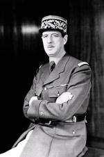 Charles de Gaulle utrzymywał część kontaktów ze Stalinem  w tajemnicy przed Anglosasami  