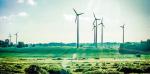 Niektóre firmy decydują się na inwestycje we własne zeroemisyjne źródła energii lub na kontrakty na zakup prądu bezpośrednio np. z farm wiatrowych 