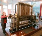 Maszyna różnicowa Babbage’a (zbudowana w latach 1989–1991 według jego rysunków) 
