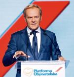 Donald Tusk wciąż wierzy w siłę polaryzacji sceny politycznej 