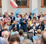 Donald Tusk wraz z przedstawicielami PO podczas spotkania z wyboracami w Szczecinie  