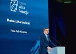 Premier Mateusz Morawiecki akcentował podczas swojego wystąpienia  w Gdyni,  że mocna,  stabilna gospodarka  to podstawa bezpieczeństwa państwa