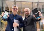 Centrum zarządzania kryzysowego w smartfonie? Startup  z Lublina pokazuje,  że będzie  to możliwe. Spółka Michała Lorenca  (z lewej)  i Jarosława Śmigla chce ruszyć z tą innowacją  w I kwartale 2022 r. 