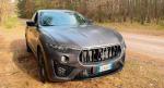 Maserati levante modena  (V6, 530 KM) startuje  w polskim cenniku z ceną 515 375 zł 