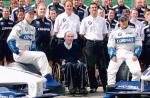 Marzec 2001. Frank Williams i jego zespół BMW Williams na torze Sepang w Malezji 