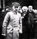 Naczelnik państwa Józef Piłsudski i premier Ignacy Jan Paderewski na inauguracji Sejmu Ustawodawczego, 1919 r. 