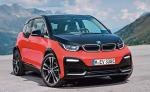 BMW i3 może mieć moc 170 KM lub 184 KM. To lekki elektryk  z masą własną 1365 kg. Pojemność baterii to skromne 42,2 kW 