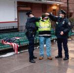 Nowojorska policja zatrzymała przeciwnika ograniczeń covidowych 