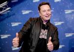Elon Musk znajduje się wciąż na czele wyścigu dostawców szerokopasmowego internetu z kosmosu