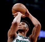 Giannis Antetokounmpo rok temu poprowadził do mistrzostwa Milwaukee Bucks