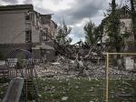 Ruiny Bachmutu głównej, ukraińskiej bazy zaopatrzeniowej we wschodnim Donbasie