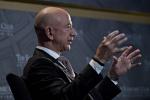 Preparując dowolny głos, Amazon, na którego czele stoi Jeff Bezos, chce, by „wspomnienia trwały wiecznie”