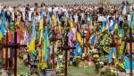 Cmentarz Łyczakowski we Lwowie – świeże groby ukraińskich żołnierzy