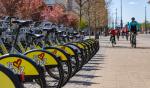 Samorządy stawiają na nowe technologie, które mają uatrakcyjnić sposób korzystania z miejskich rowerów
