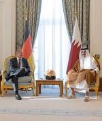 W Dausze kanclerza Olafa Scholza przyjął emir Kataru Tamim bin Hamad as-Sani