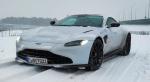 Aston Martin Vantage bez dodatków startuje z ceną poniżej 1 mln zł. Po dodaniu opcji cena wzrasta do ponad 1,2 mln zł