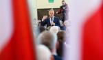 Donald Tusk nie ulega naciskom na ustąpienie miejsca Rafałowi Trzaskowskiemu, bo ma w tym cel