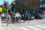 Przykłady europejskich miast – takich jak Kopenhaga czy Amsterdam – pokazują, że integracja rowerów do systemu transportu miejskiego może przebiec bez większych problemów